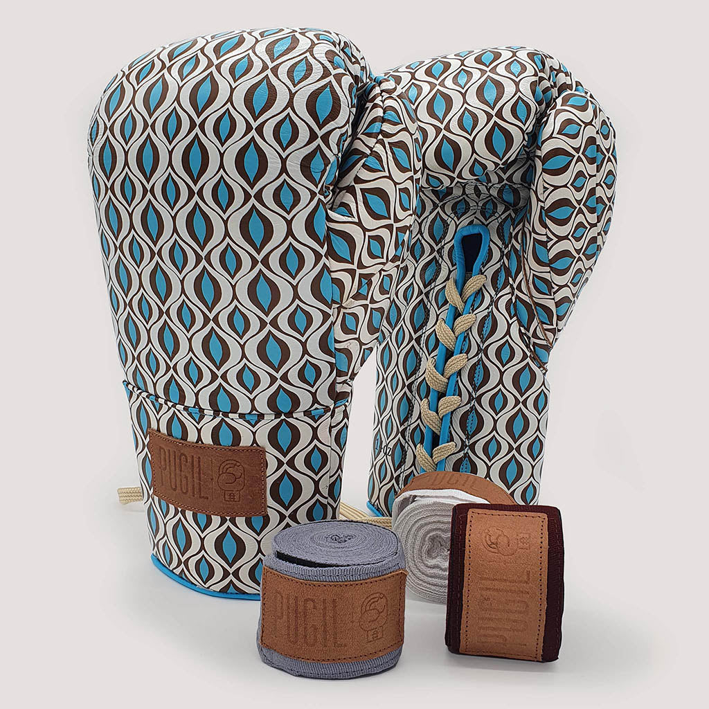 Guante boxeo de piel en blanco, celeste y marron